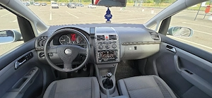 VW Touran 2009, 7 locuri, carlig - imagine 4