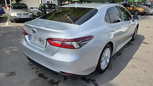 Toyota Camry 2.5 hybrid 2022 - imagine 3
