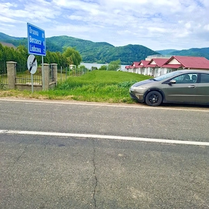 Teren 900 mp. intravilan, cu iesire la Dunăre -  Clisură (Gornea, com. Sichevița) , Caraș-Severin - imagine 2