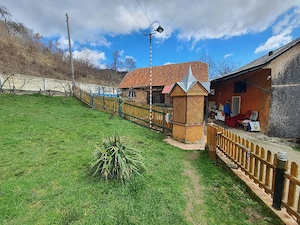     Refugiu montan de excepție | Casă autentică pe 2.113 mp | Priveliște spectaculoasă - imagine 2