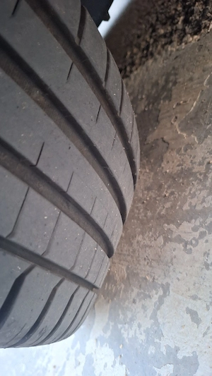 vând genti pt skoda pe 18 cu cauciucuri Michelin pilot 5 - imagine 5