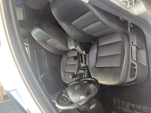 Skoda octavia 2 piese se dezmembreaza  - imagine 5