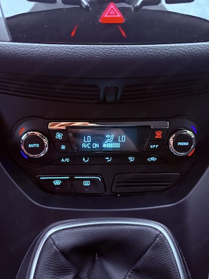 Ford C-Max 2 || 139.000 km || 2011 || Echipare : TITANIUM || Euro 5 || 1.6 benzina 150cp || - imagine 6
