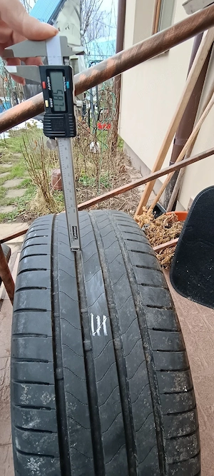 Vând anvelope 4 anvelope vară BRIDGESTONE TURANZA 6 - 225/45 R17 91 Yși jante aliaj DEZENT 17 inch  - imagine 6