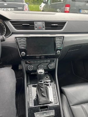 Skoda Supeeb - imagine 4
