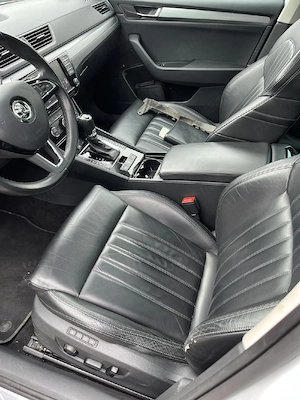 Skoda Supeeb - imagine 2