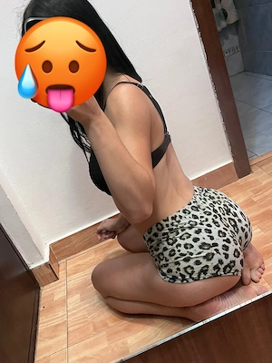 Monica minion sexy slim Plaza România 