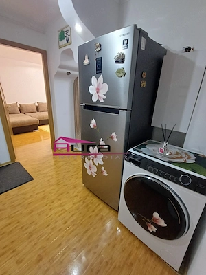 Apartament 2 camere cartier e3 - imagine 7