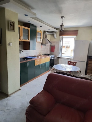 Apartament 3 camere bloc tip vila targu cucu - imagine 5