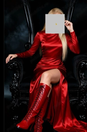 Blonda  sexi și new doar pentru voi 