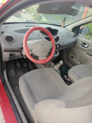Renault Twingo 1.2 76 cai 2009 - imagine 5