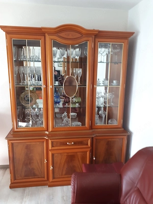 Vitrina+comodă 
