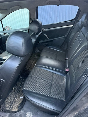 Peugeot 407 2.0 HDI - imagine 3