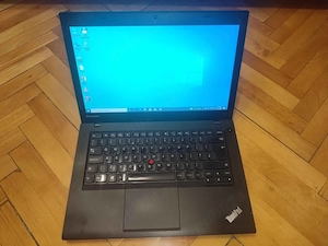 Laptop Lenovo T440, ideal pentru diagnoză,I5, 8Gb RAM, ssd nou 120 Gb, garanție, acceptăm schimburi.