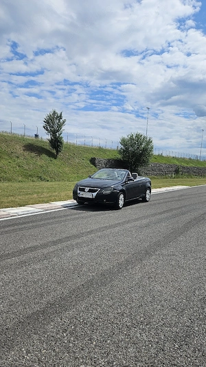 Volkswagen EOS