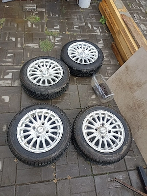 jante r 13 cu anvelope noi