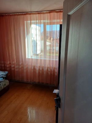 Apartament 3 camere de inchiriat - imagine 3