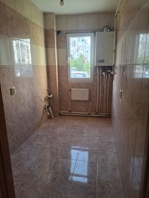 Vand apartament 3 camere - imagine 3