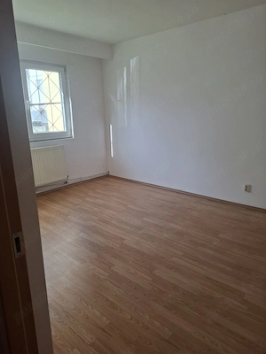 Vand apartament 3 camere - imagine 5