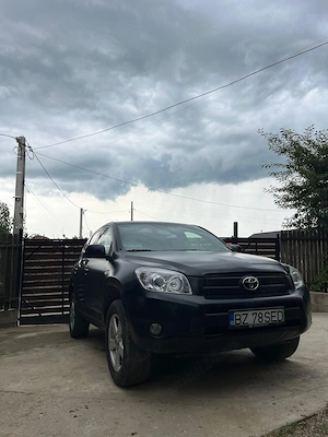 Vând Toyota Rav4 4x4