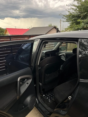Vând Toyota Rav4 4x4 - imagine 6