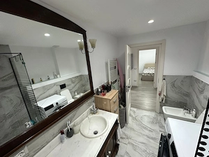 Vand apartament cu 3 camere decomandat ultacentral - imagine 6
