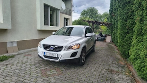 Volvo XC60  - imagine 3