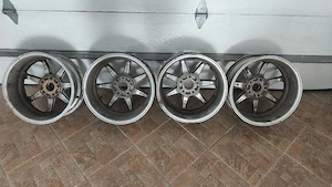 Vand jenti aluminiu