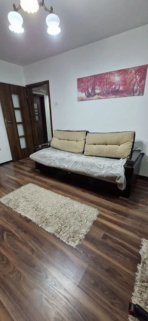 Inchiriez apartament 2 camere Drumul Taberei de la 1 sept