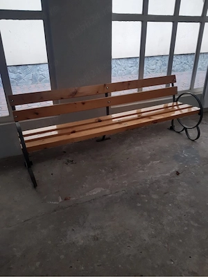 Vand banca din lemn!