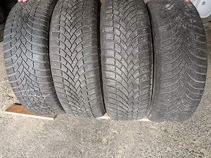 Set 4 anvelope iarna 215/65/17 Bridgestone dot 2021 - imagine 1