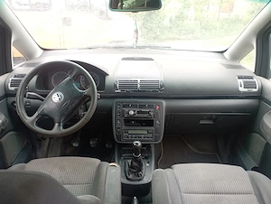 Vând VW Sharan 1.9 Diesel  - imagine 2