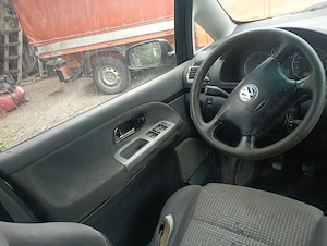 Vând VW Sharan 1.9 Diesel  - imagine 8