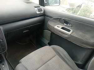 Vând VW Sharan 1.9 Diesel  - imagine 9