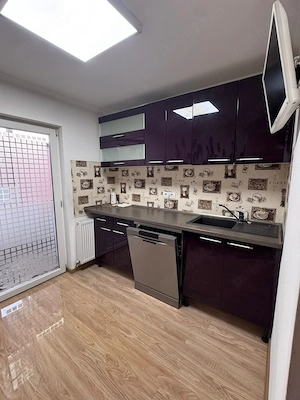 Vanzare apartament cu 3 camere rovine  - imagine 10