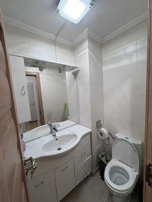 Vanzare apartament cu 3 camere rovine  - imagine 4