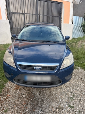 Se vinde Ford Focus 2   avariat spate