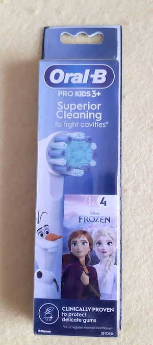 Rezerve periuta dinti electrica Oral-B Pro Kids 3+, Frozen, 4 buc sigilate 