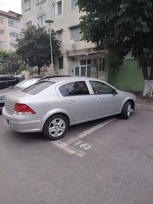 Opel Astra H 2012 - imagine 5