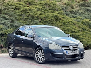 vand VW Jetta  - imagine 3