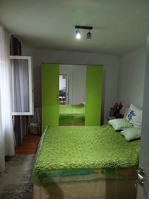 Vand casa 4 camere in Resita - imagine 6