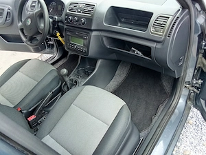Skoda Fabia  - imagine 8