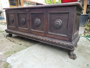 Ladă veche Florentina lemn sculptat