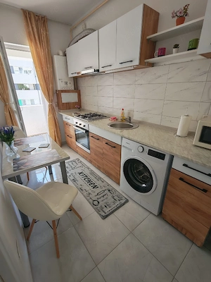Proprietar inchiriez  garsoniera  - imagine 2
