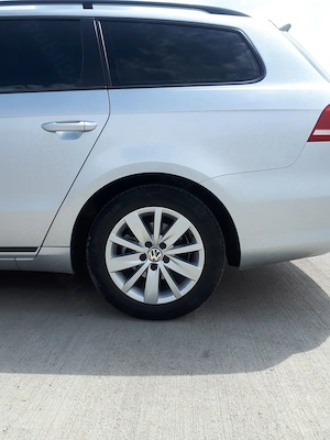 Passat B7 , iulie 2011, 2.0 TDI, cutie automata DSG6 - imagine 5