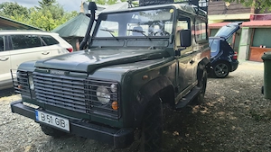 Land Rover Defender  - imagine 3