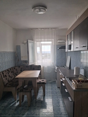Proprietar închiriez apartament cu 3 camere decomandate  - imagine 4