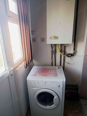 apartament cu 3 camere în Hunedoara de vânzare   - imagine 3