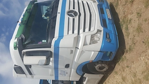 Vand Mercedes Actros 1945