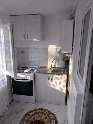 Închiriez garsoniera micro 40 - imagine 5
